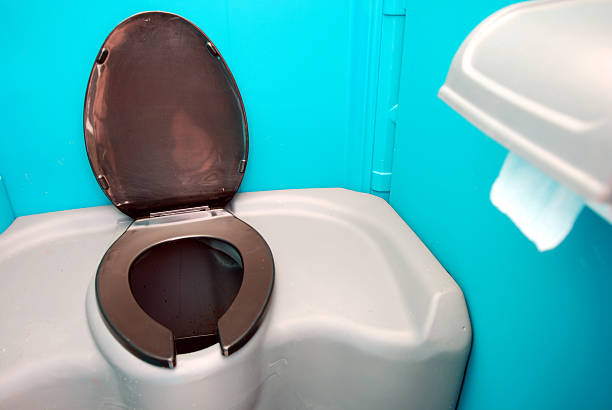 Best Best portable toilet rental  in Windsor Heights, IA